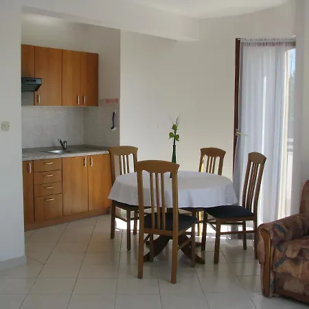 Apartments With Parking Space Privlaka, Zadar - 11461 Privlaka (Zadar)